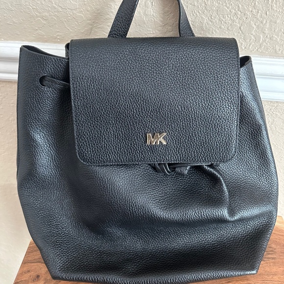 MICHAEL Michael Kors Handbags - Michael Kors black leather backpack